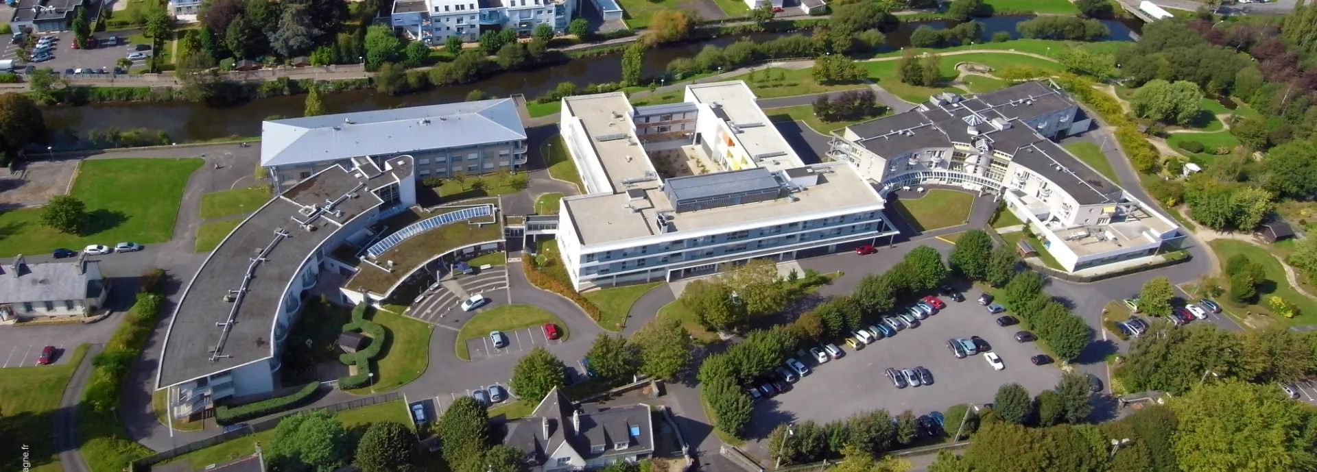 Vue du ciel de l'EHPAD du Centre Hospitalier de Landerneau